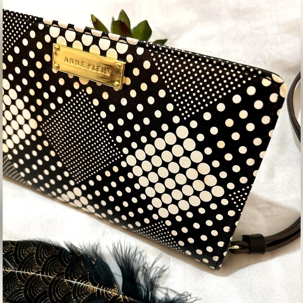 Anne Klein Black and Ivory Geometric Women's Wallet - Picture 10 of 13